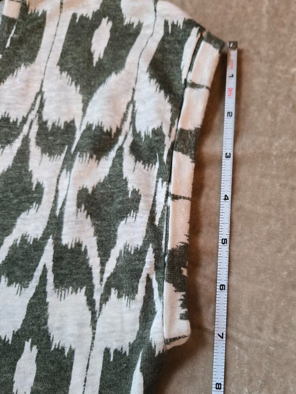 LOFT Olive Green Ikat 100% Linen Scoop Neck Top M Boho Tribal Short Sleeve - Picture 9 of 13
